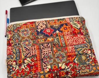 Ethnische moderne Laptoptasche, gesteppte MacBook-Hülle, gesteppte iPad-Tablet-Hülle