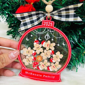 Personalized Family Gingerbread Christmas Ornament, Custom 4D Shaker Gingerbread Family Ornament 2025, Gingerbread Cookie Holiday Keepsake