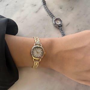 Classic Gold Womens Watch – Roman Numeral Elegant Wristwatch – Vintage Style Gift for Her