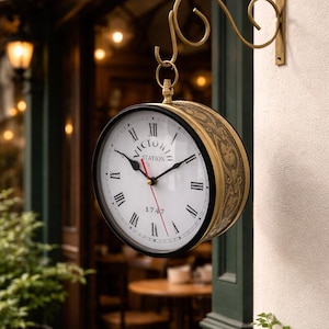 Reloj de pared victoriano de doble cara / Reloj colgante de hierro / Decoración vintage para el hogar