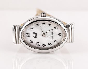 Woman Watch, wrist watch, genuine leather, wrap watch, bracelet watch real leather, vintage watch, Ovalic watch, boho watch, antique watch