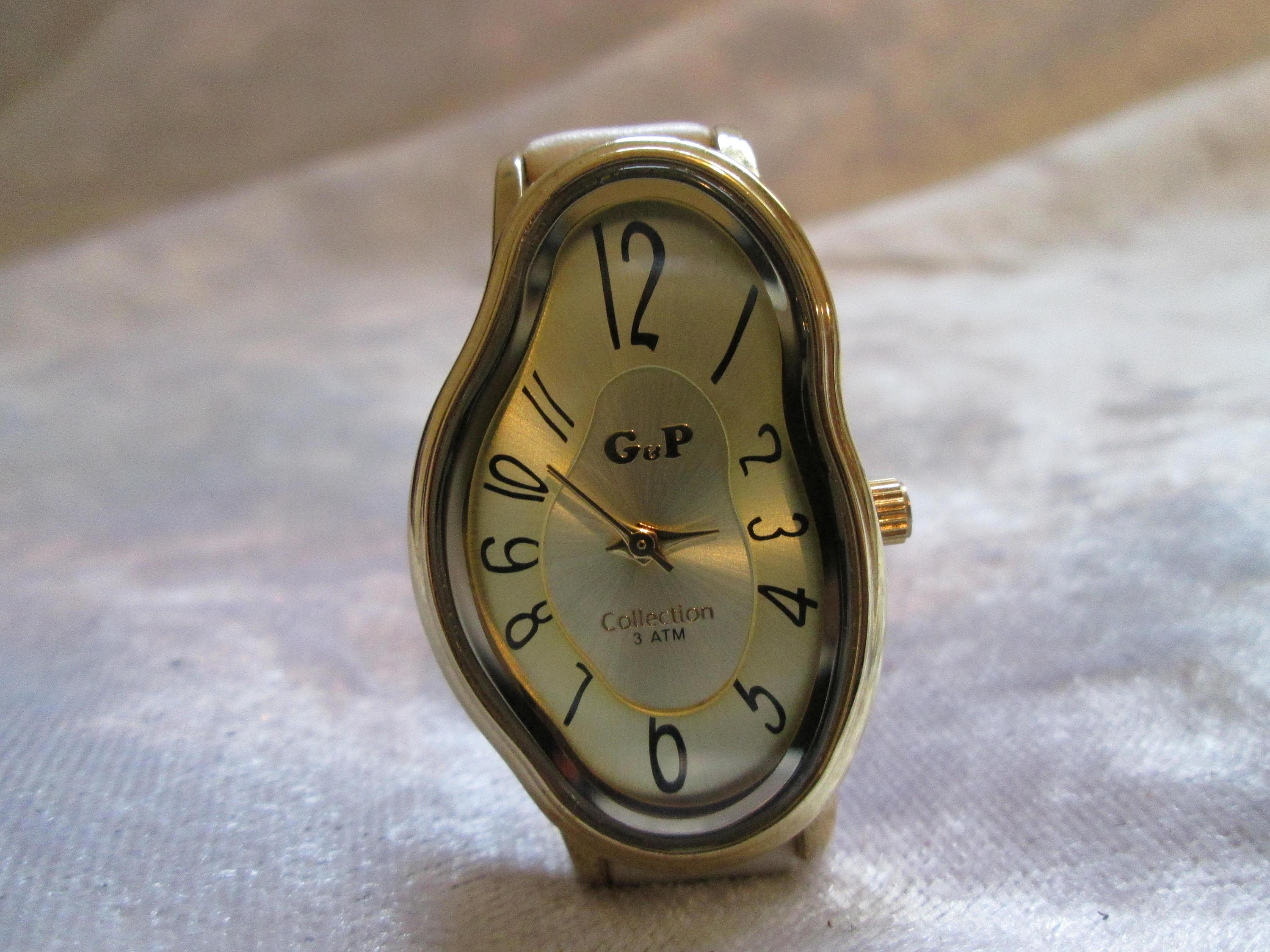 シルバー サルバドール ダリ インスパイア ブラウン レザー ラップ