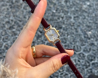 Orologio da donna in oro, minimalista, con cinturino in pelle, regalo per lei, orologio da polso casual per tutti i giorni.