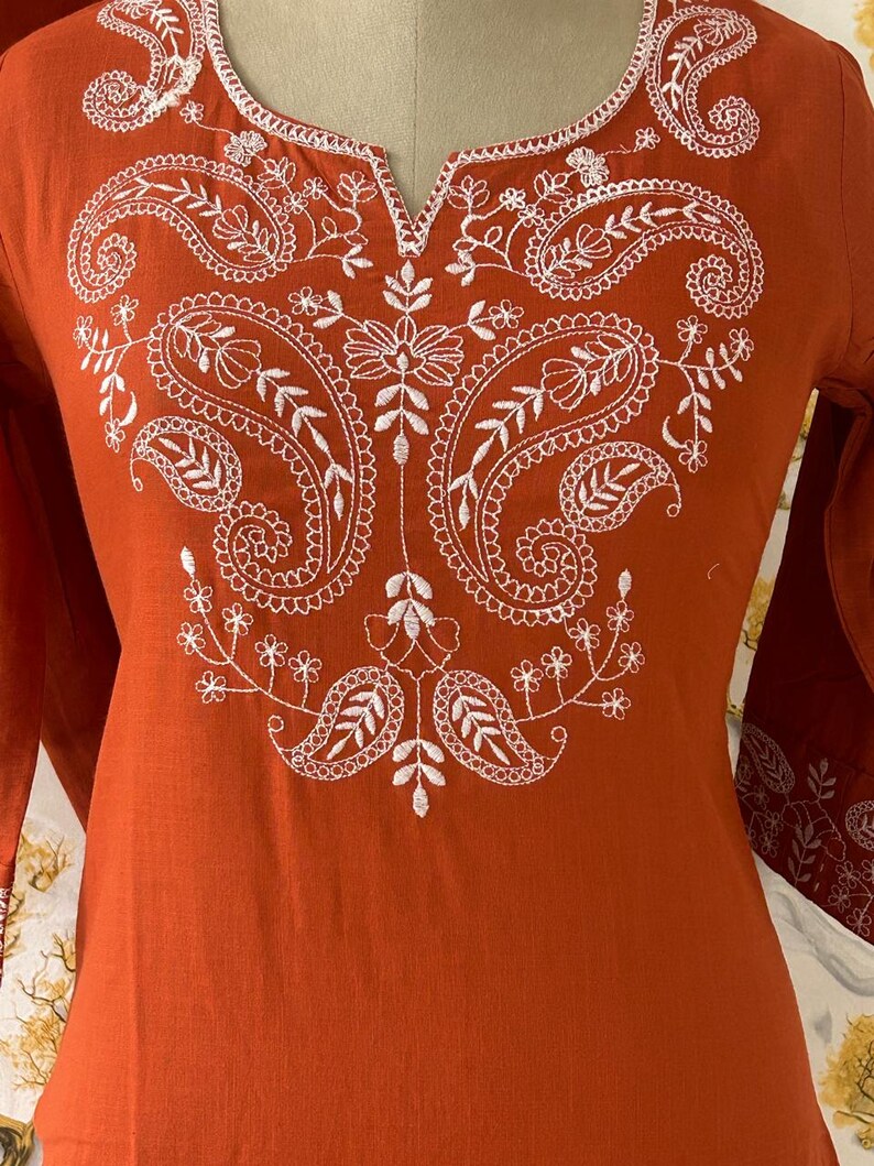 Raka kurtabyxor och dupatta i bomull med flexibla broderier för kvinnor, elegant och redo att bäras, indisk kostym bild 5