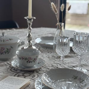 Vintage Suisse Langenthal Dinnerware Set – Pink Floral Embossed Gold Trim – 30+ Piece Porcelain Service for 10 – Mid-Century Elegant China
