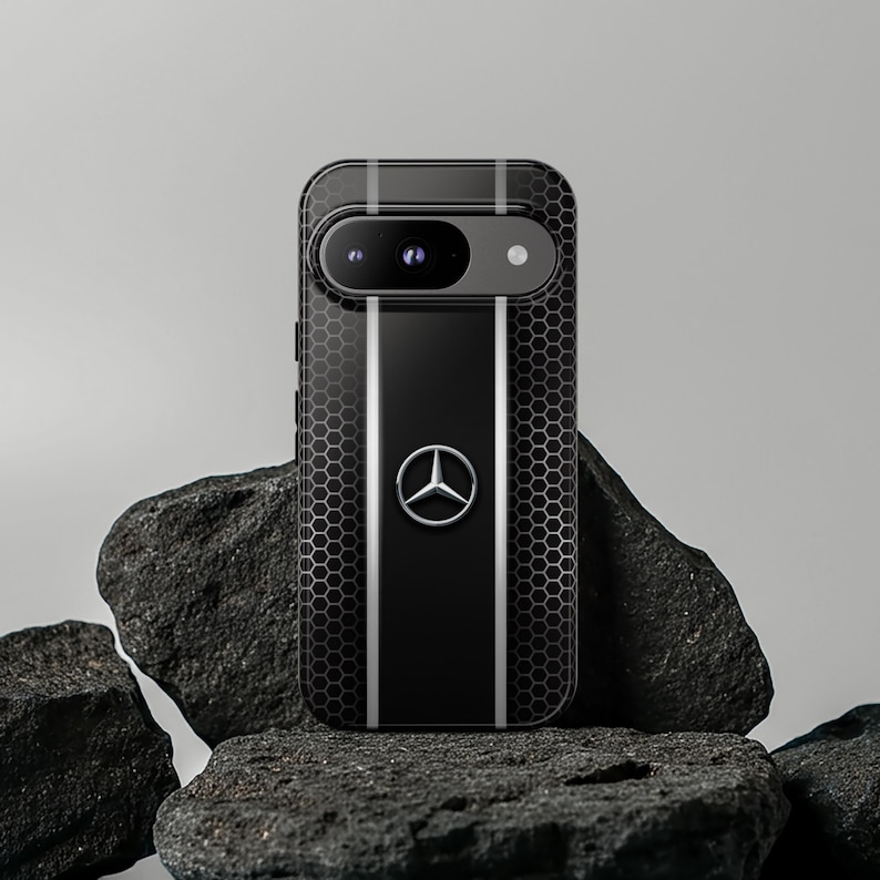 Funda de lujo para teléfono inspirada en Mercedes: cubierta negra estilo panal de abeja para iPhone, Samsung y Pixel. imagen 5