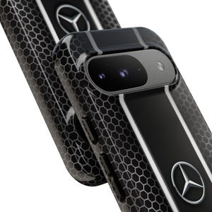 Funda de lujo para teléfono inspirada en Mercedes: cubierta negra estilo panal de abeja para iPhone, Samsung y Pixel. imagen 4