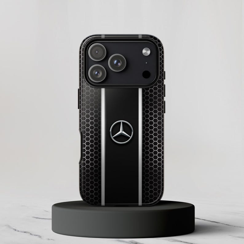 Funda de lujo para teléfono inspirada en Mercedes: cubierta negra estilo panal de abeja para iPhone, Samsung y Pixel. imagen 1