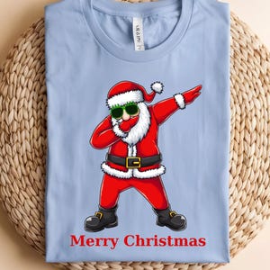 Funny Santa Dab T-Shirt, Cool Christmas Graphic Tee, Holiday Party Shirt, Merry Xmas Gift for Men Women, Festive Santa Claus Top