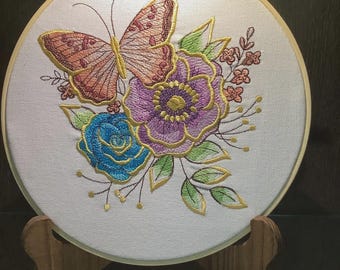 Arte de pared bordado terminado, arte de pared de mariposa