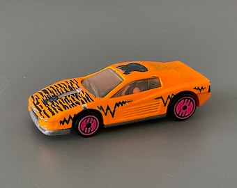 ホットウィール、フェラーリ テスタロッサ （Revealers、紫） Hot Wheels Ferrari Testarossa Revealers 10-Pack Mint