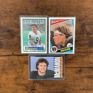 Jim McMahon 1983 1984 1985 Topps Football Lote de (3) Edição original com cartão de novato Chicago Bears Sharp