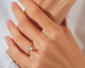 Anillo de compromiso ovalado de oro de 14 quilates, solitario de moissanita, diamante ovalado alargado alternativo, joyería nupcial minimalista, anillo de compromiso