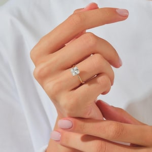 Princess Cut Engagement Ring in 14k Solid Gold / 1.50 CT Moissanite Engagement Ring / Princess Solitaire Moissanite Ring / Gold Promise Ring