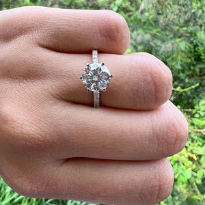 Round Cut Moissanite Engagement Ring, Unique Pave Wedding Ring, Classic 6 Prongs Solitaire Ring, Vintage Ring, Anniversary Gift for Women