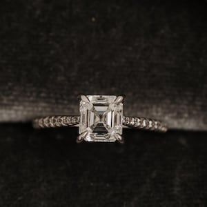 Asscher Cut Moissanite Ehering, 14K Solid Gold Verlobungsring, Asscher Cut Diamantring, Jubiläumsring, personalisierter handgemachter Ring