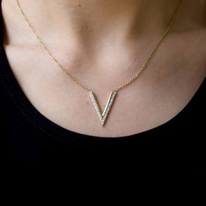 Diamond Chevron Necklace, V Shape Necklace for Women, Geometric Chevron Bar Necklace, Minimalist Necklace Gift for Her, Anniversary Gift