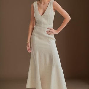 Linen Maxi Dress: Sleeveless V-Neck Summer Dress