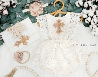 Rustic baby girl lace romper, Baptism lace chic Baby girls boho outfit, Boho girl outfit, Rustic baby girl BEIGE lace bubble romper
