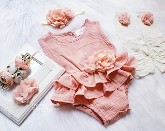 Rustic baby girl peach romper, 1st birthday White Peach Baby girls boho outfit, Boho girl outfit, Rustic baby girl pink white bubble romper