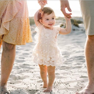 Cream Lace Baby Romper, Rustic Boho Girl Outfit, 1st birthday romper, picture prop