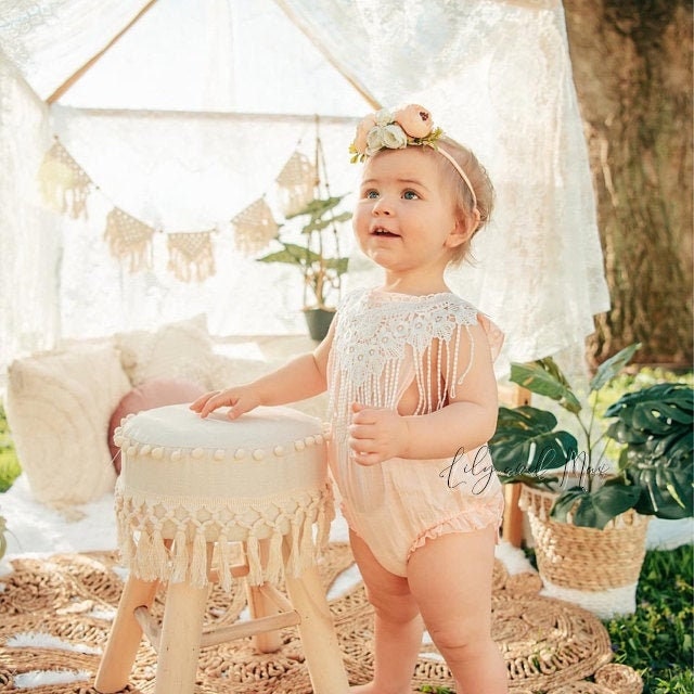 Boho chic white baby girls romper, BOHO Chic girl white outfit, Rustic white floral girl outfit, Baptism lace baby girl bubble romper set