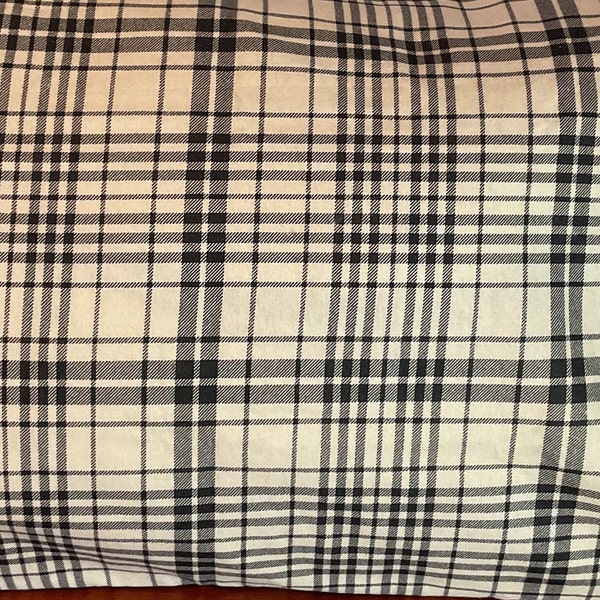 Christmas Pillow Case / Standard Pillow Case / Christmas Queen Pillow Case / Black Plaid  / Flannel Pillowcase / Christmas Décor