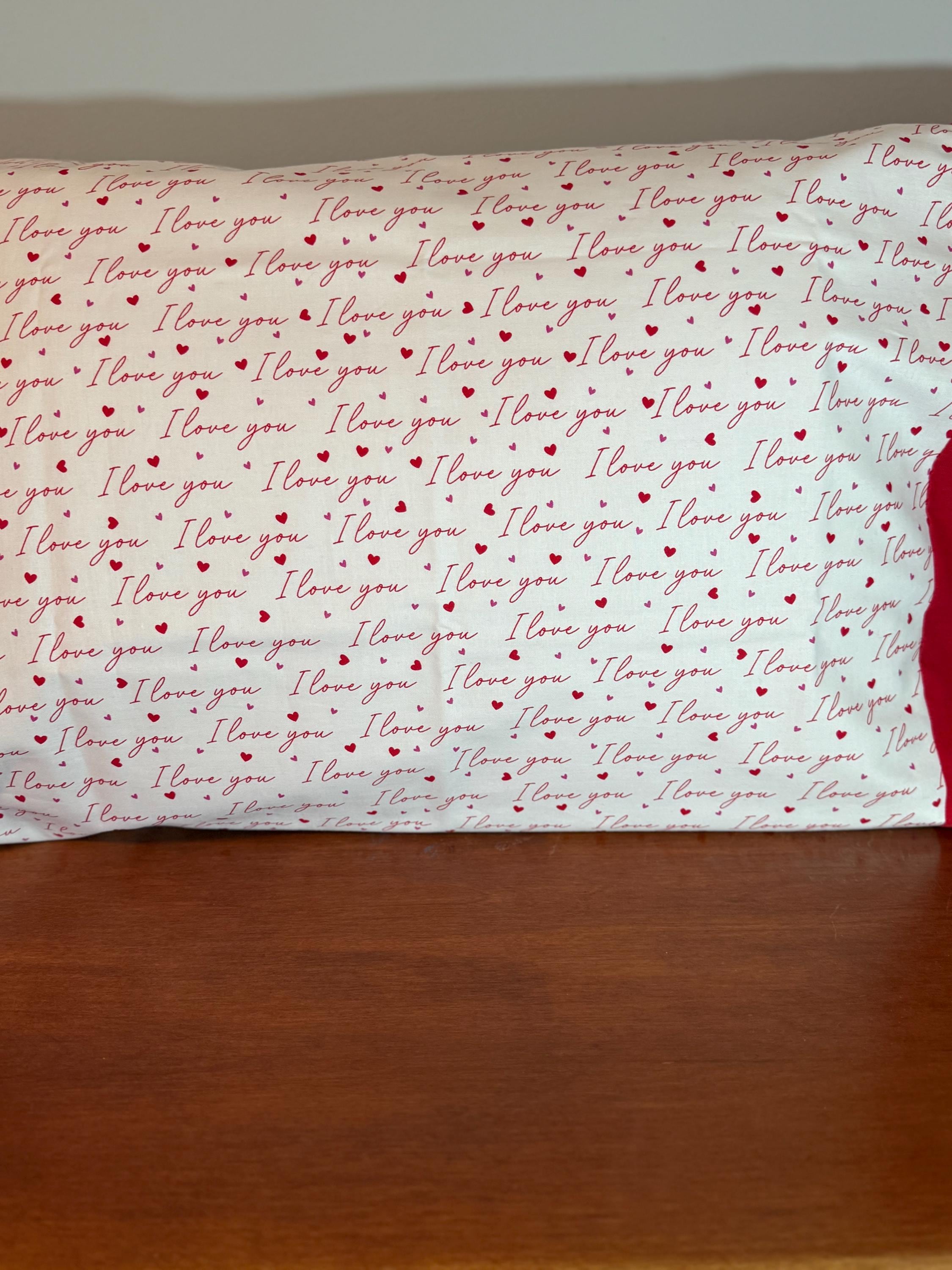 Valentine Pillowcase / Cotton Pillow Case / Heart Pillow Case / Queen Pillowcase / Standard Pillow Case / Pillow Cover / Handmade
