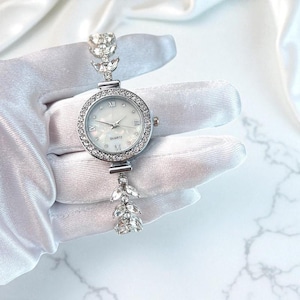 Elegant Crystal Bracelet Watch: Gold & Silver Rhinestone Jewelry