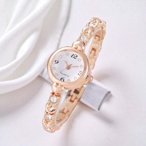 Elegant Women’s Bracelet Watch – Crystal Stone Band in Rose Gold or Silver – Luxury Quartz Timepiece in Multiple Colors