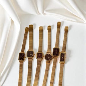 Vintage Women’s Watch – Elegant Retro Bracelet Watch – Classic Analog Ladies Timepiece – Timeless Gift for Her – Retro Style Jewelry