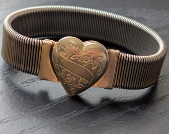 Vintage WWII Era Sweetheart Heart Locket Expansion Bracelet