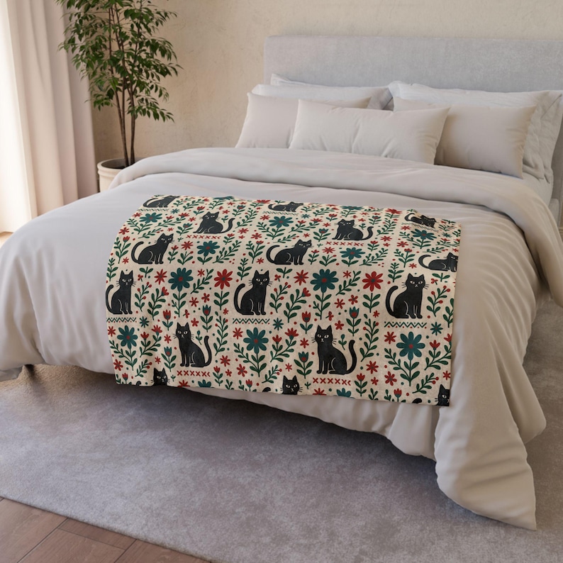 Scandi Black Cat Fleece Blanket, Nordic Minimalist Throw image 3