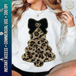 PNG Sapin de Noël Léopard, Design Effet Fausse Chenille, Fichier Numérique Sublimation & DTF, Nœud Coquette Tendance, Sapin de noël féminin