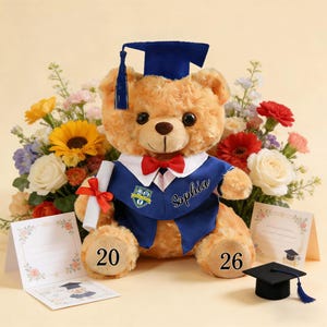 Orsetto di peluche personalizzato con nome per la laurea, Classe 2026, regalo ricordo personalizzato a forma di orsetto di peluche per la laurea.