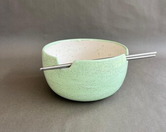 Mint Green Speckled Ceramic Noodle & Soup Bowl – Handmade Wheel-Thrown Pottery
