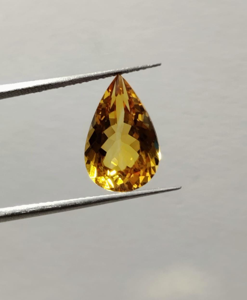 Citrine Naturelle Brute - Pierre Rond De VVS1 - Brésil - Vendue à L'Unité (0.03-1.89 Ct)
