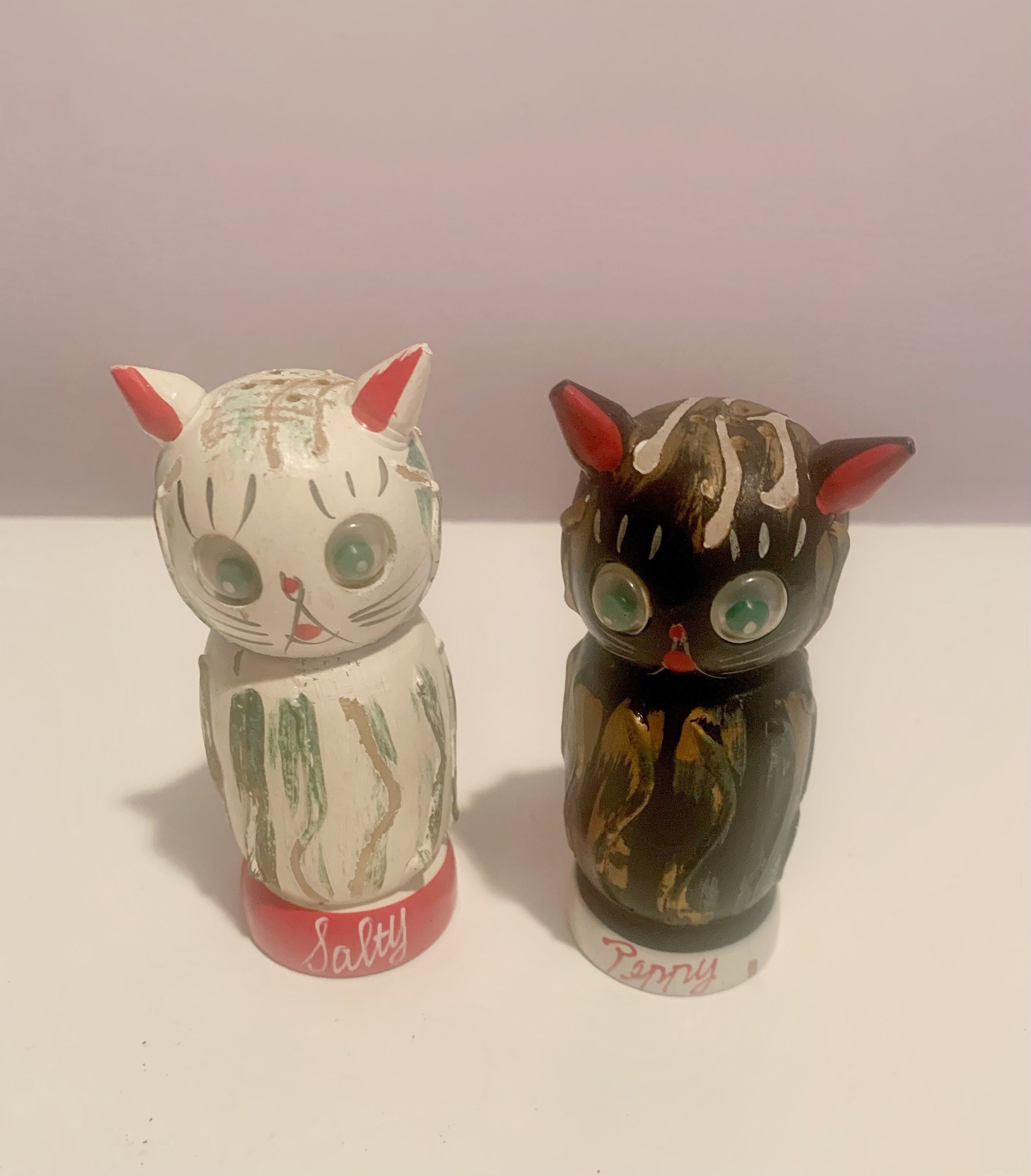Vintage Wooden Cat Salt and Pepper Shakers, Made in Japan, Salty