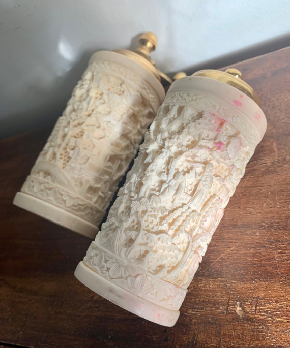 Hand crafted Vintage salt and pepper grinders - Housewares