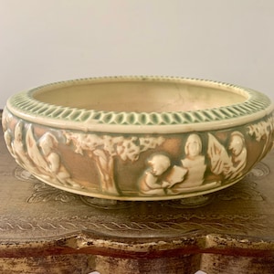 Antique Roseville Pottery Donatello Ivory Center Bowl