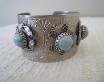 Vintage Hubbell Beads Turquoise Blue Cabochon Silver Repousse Cuff Bracelet