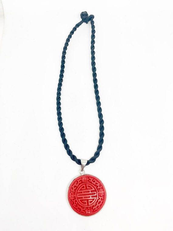 Vintage silk necklace store pendant cord