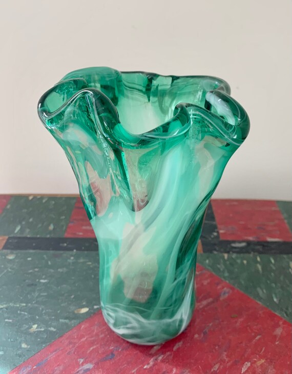 Emerald Green Slag Glass Fluted Ruffled Edge Vase Art Glass Etsy