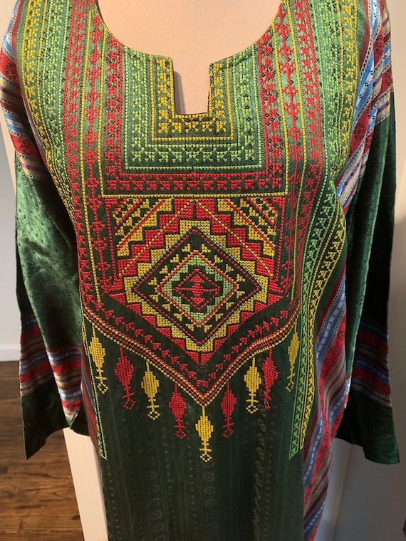Vintage Emerald Green Embroidered Caftan