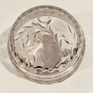 Vintage Glass Rose Bowl Fluted Footed Vase image 2