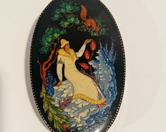 雪娘（スネグーラチカ）を描いたロシアのパレフ漆箱 - Etsy 日本