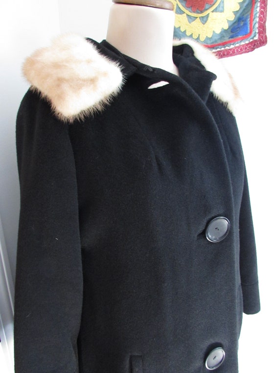 Vintage Black Cashmere and Blonde Mink Collar Coa… - image 2