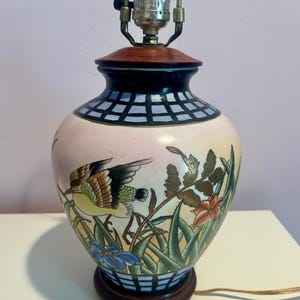 Antique Asian Chinoiserie Ginger Jar Porcelain Lamp