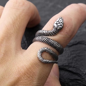 Anillo de serpiente de plata de ley • Anillo ajustable con diseño de serpiente en espiral • Joyería llamativa de estilo gótico punk