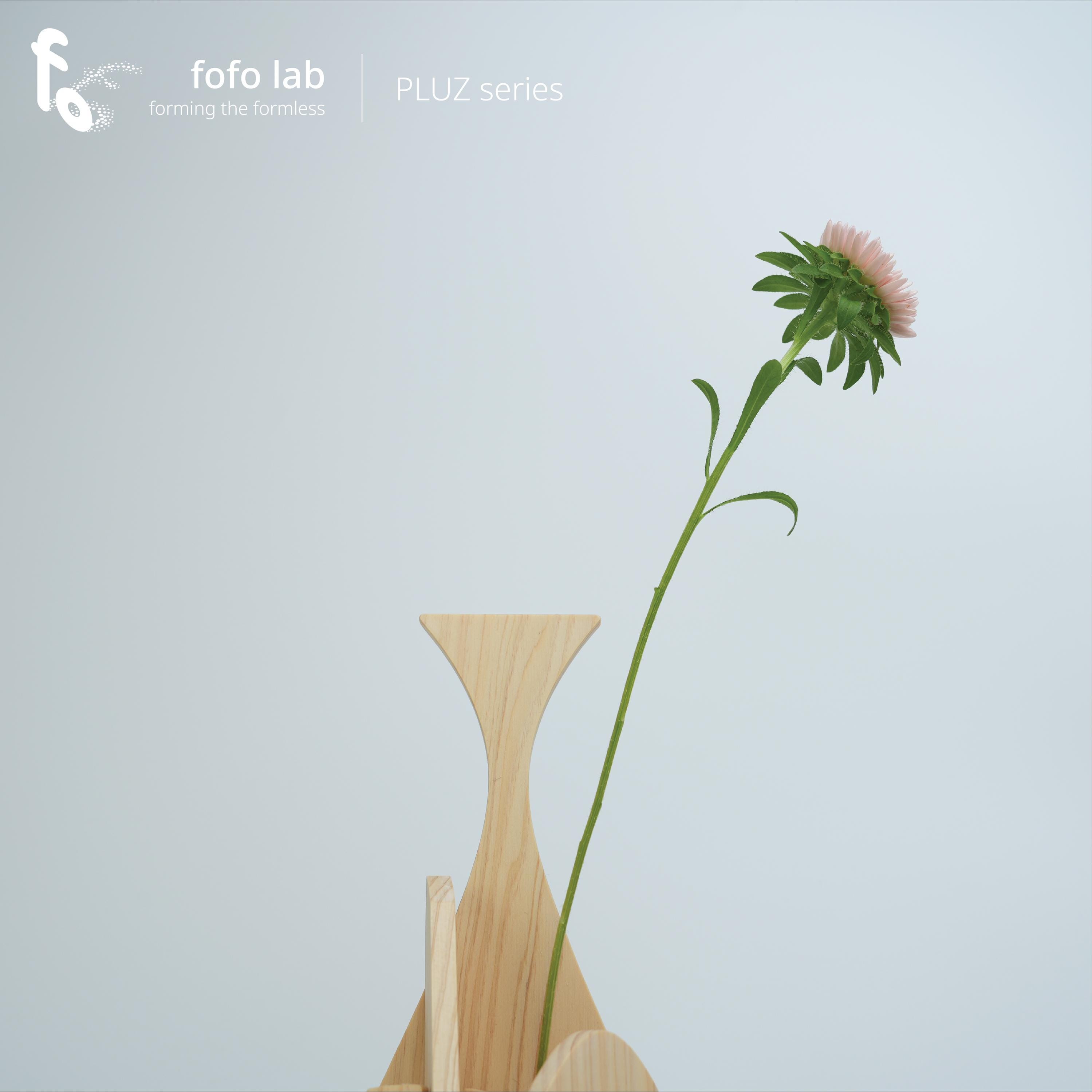 工芸品 Pampula vase 90mm 工芸品 Pampula vase 90mm 工芸品 Pampula